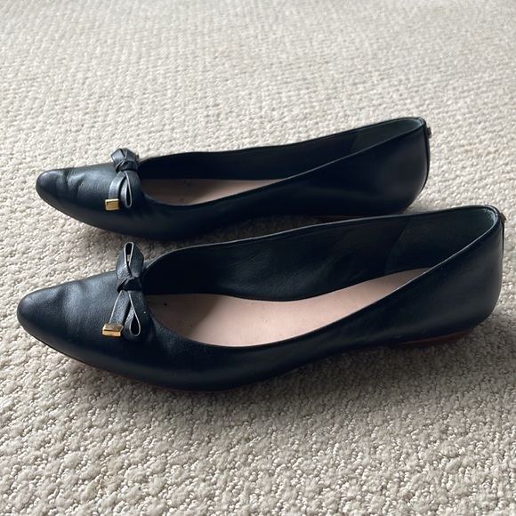 Kate Spade Black Leather Flats with Bow detail Size 10 - Picture 3 of 5
